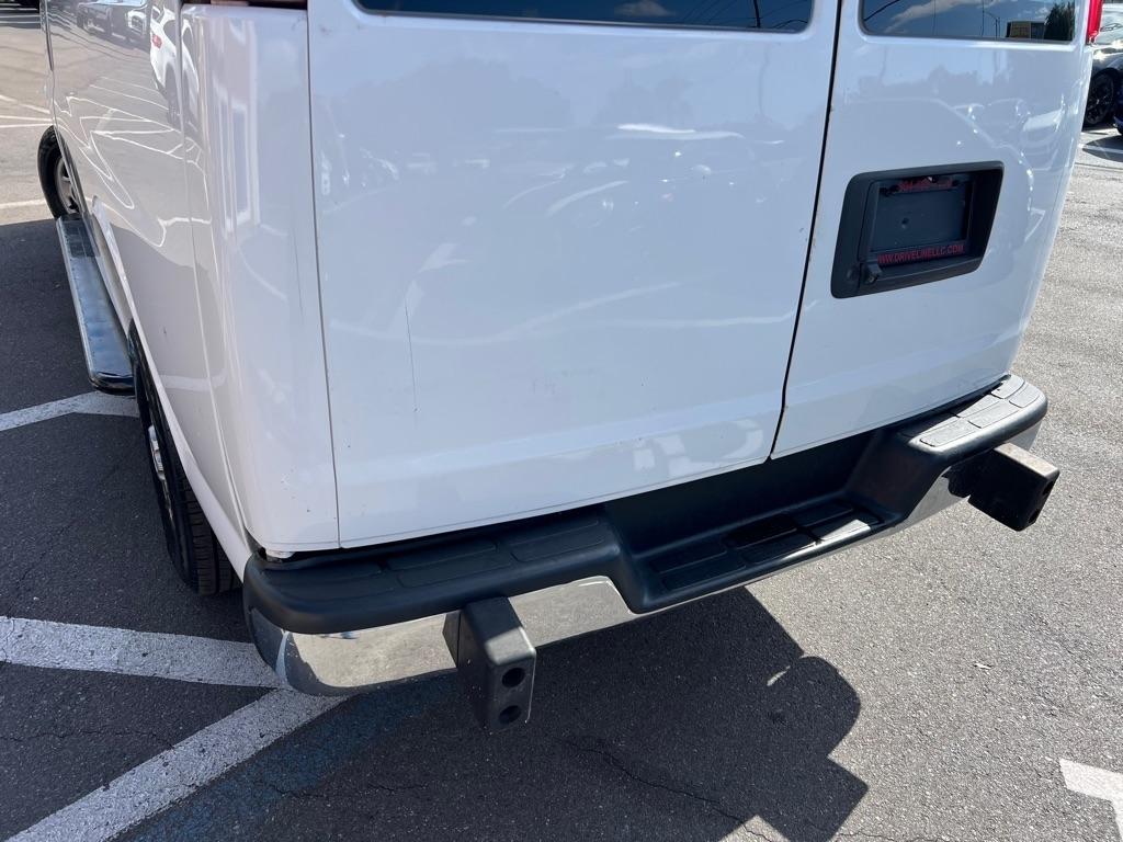 GMC Savana Cargo Van RWD 2500 135" 2021