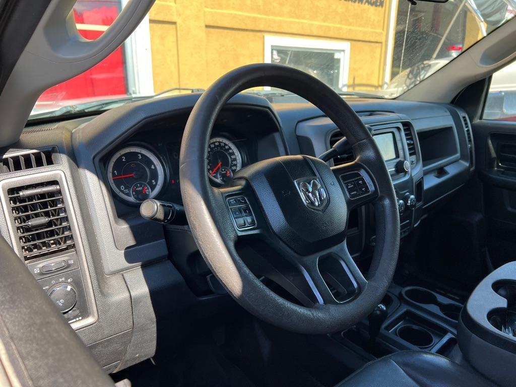 RAM 3500 Chassis Cab Tradesman 4WD Crew Cab 60" CA 172.4" WB 2018