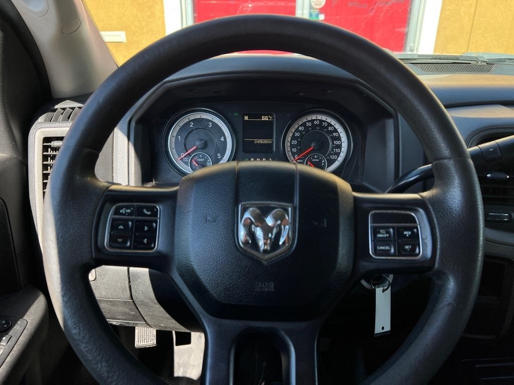 RAM 3500 Chassis Cab Tradesman 4WD Crew Cab 60" CA 172.4" WB 2018