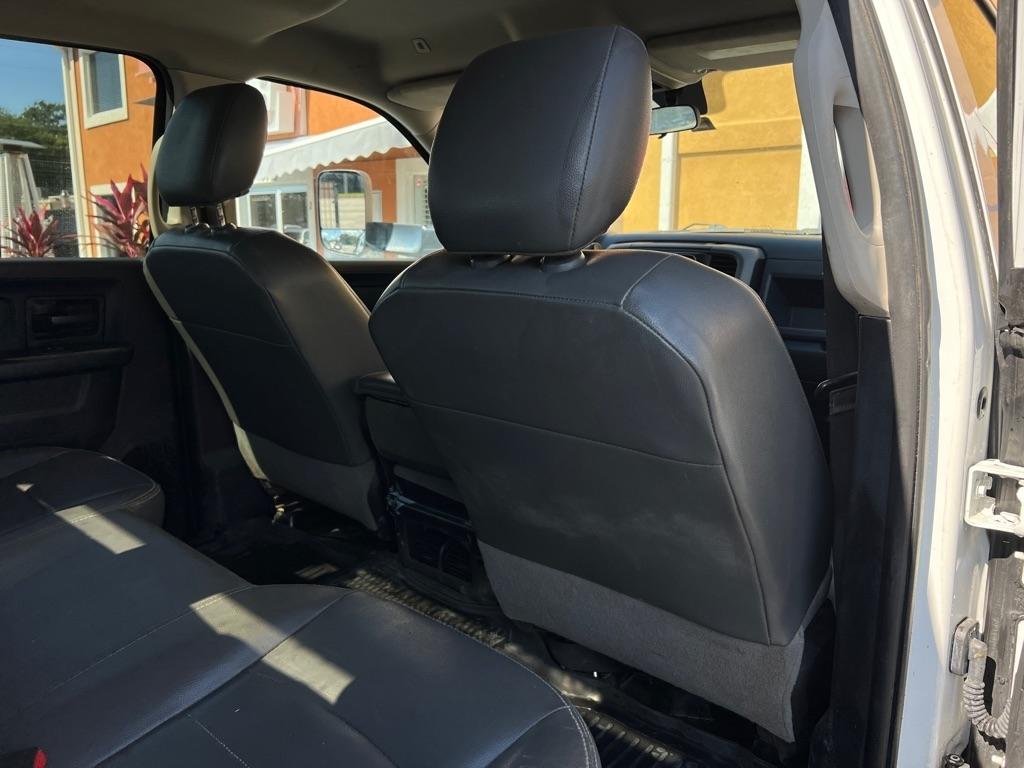 RAM 3500 Chassis Cab Tradesman 4WD Crew Cab 60" CA 172.4" WB 2018