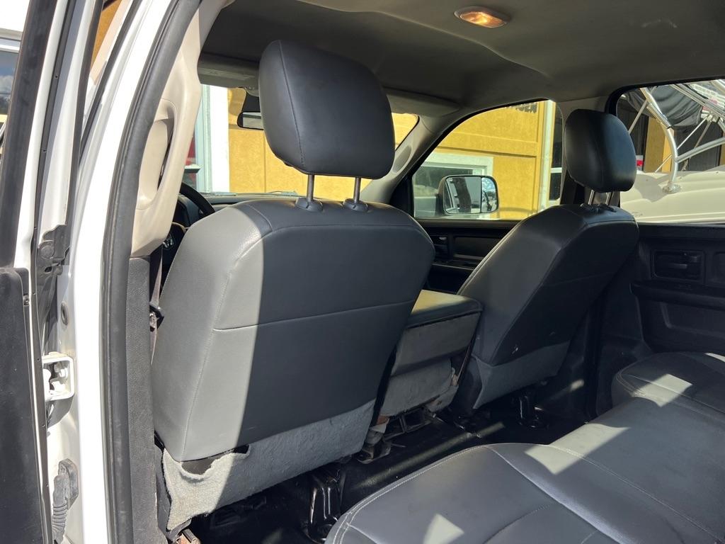 RAM 3500 Chassis Cab Tradesman 4WD Crew Cab 60" CA 172.4" WB 2017