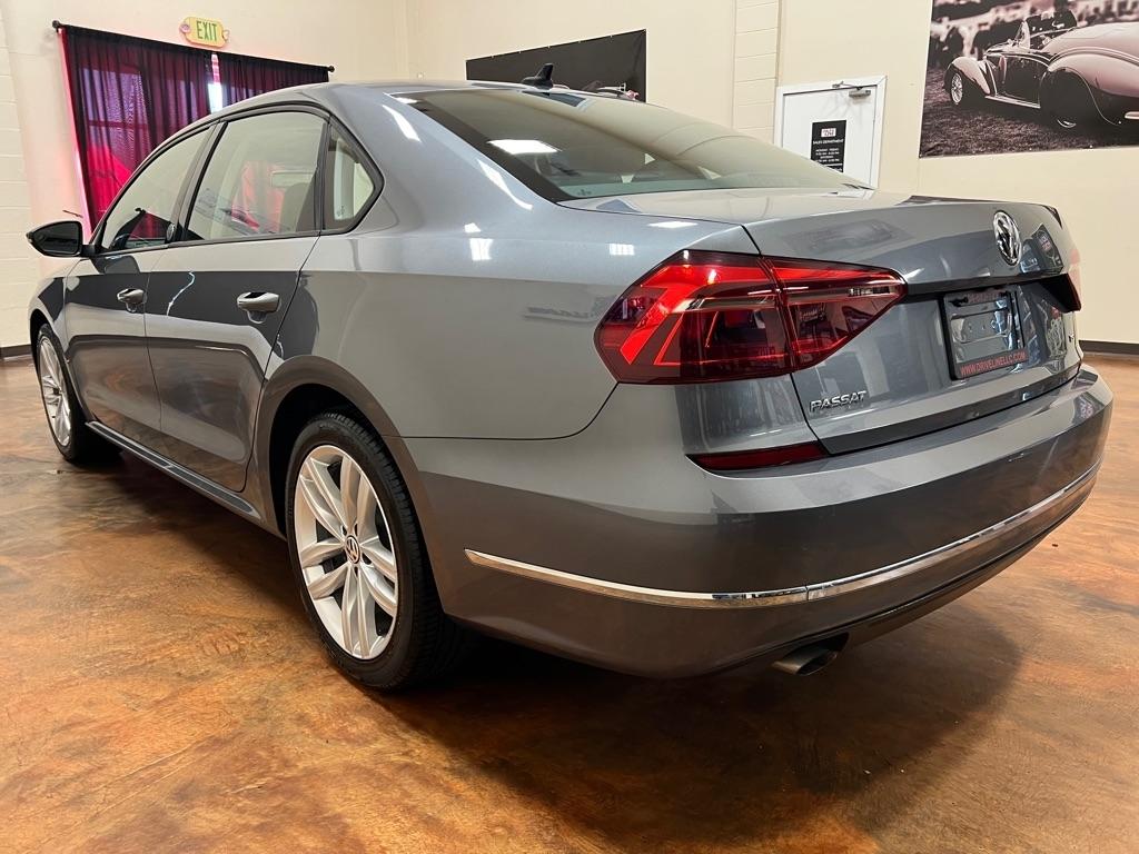 Volkswagen Passat 2.0T Wolfsburg Edition Auto 2019