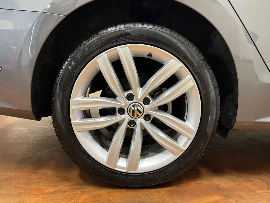 Volkswagen Passat 2.0T Wolfsburg Edition Auto 2019