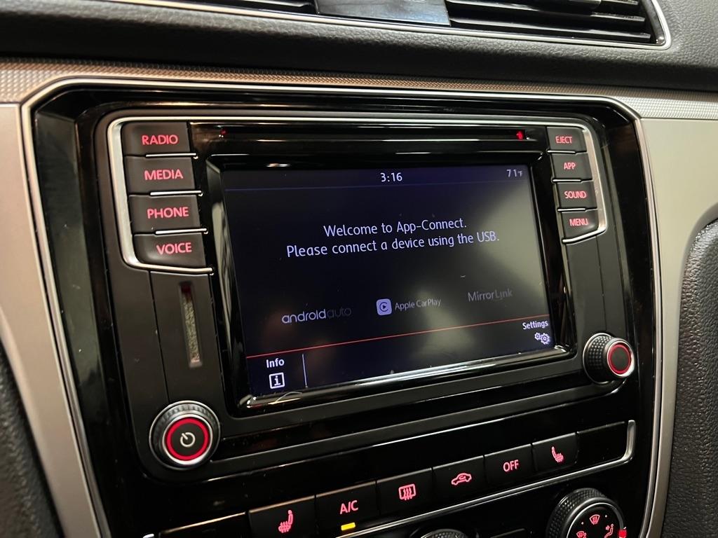 Volkswagen Passat 2.0T Wolfsburg Edition Auto 2019