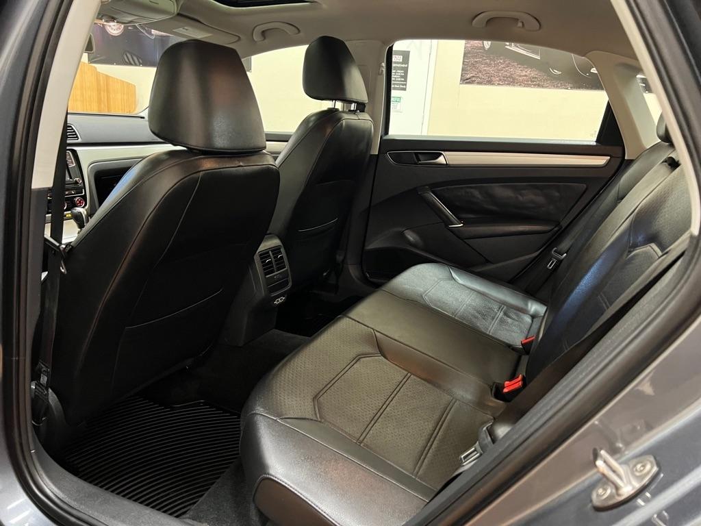 Volkswagen Passat 2.0T Wolfsburg Edition Auto 2019