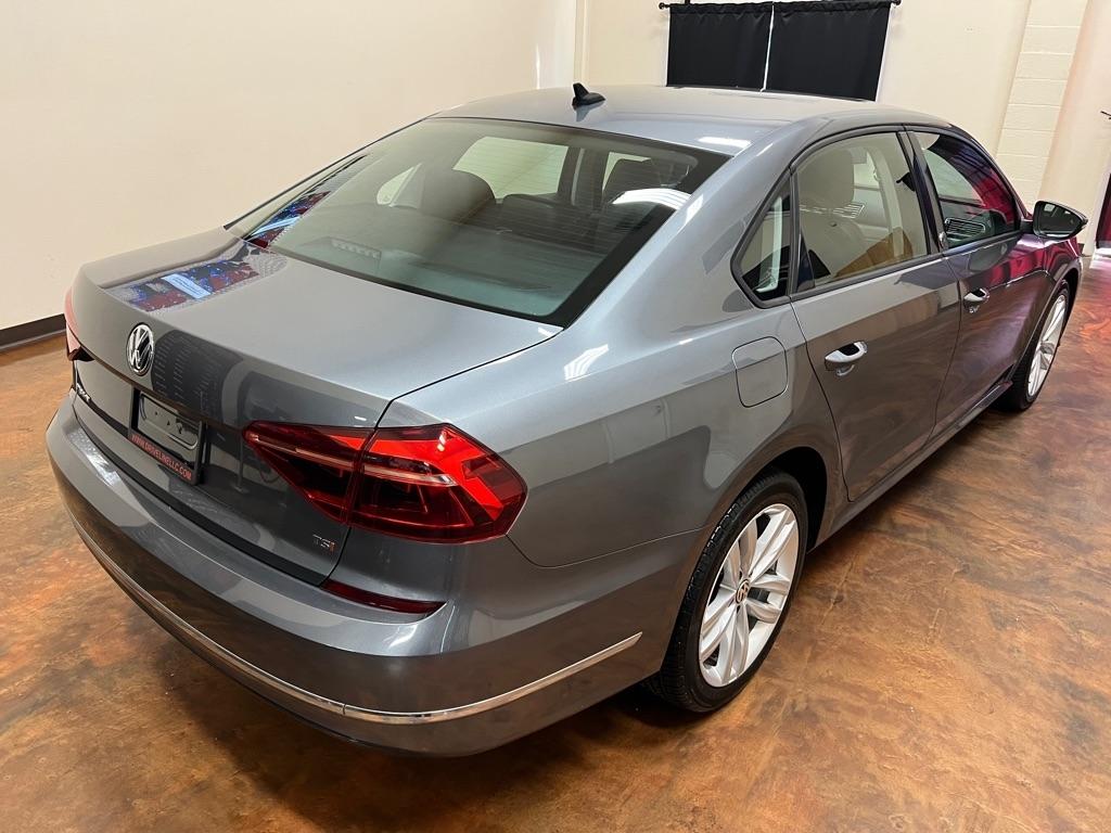 Volkswagen Passat 2.0T Wolfsburg Edition Auto 2019