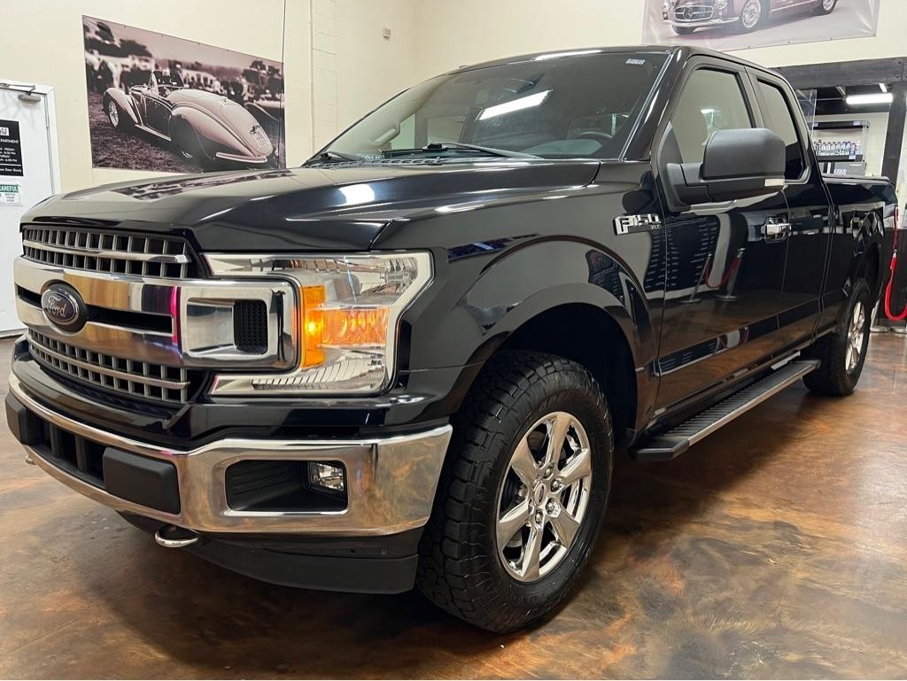 Ford F-150 Lariat 4WD SuperCab 8' Box 2018