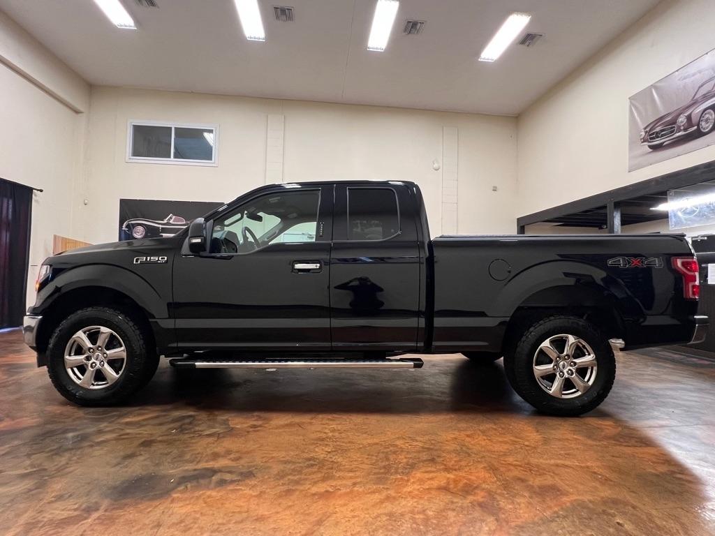 Ford F-150 Lariat 4WD SuperCab 8' Box 2018