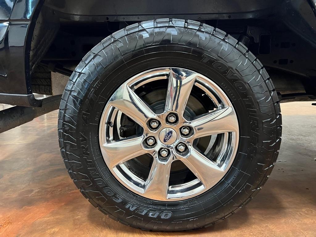 Ford F-150 Lariat 4WD SuperCab 8' Box 2018