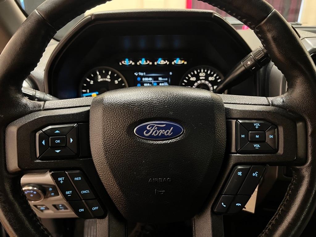 Ford F-150 Lariat 4WD SuperCab 8' Box 2018