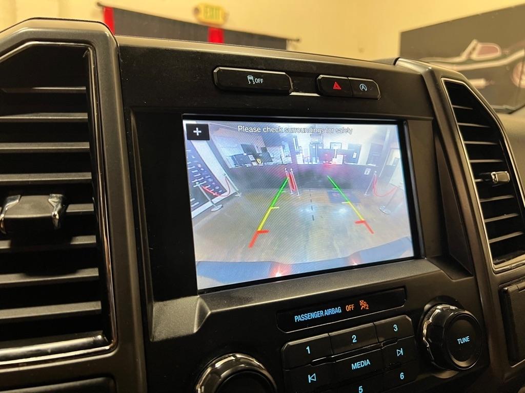 Ford F-150 Lariat 4WD SuperCab 8' Box 2018