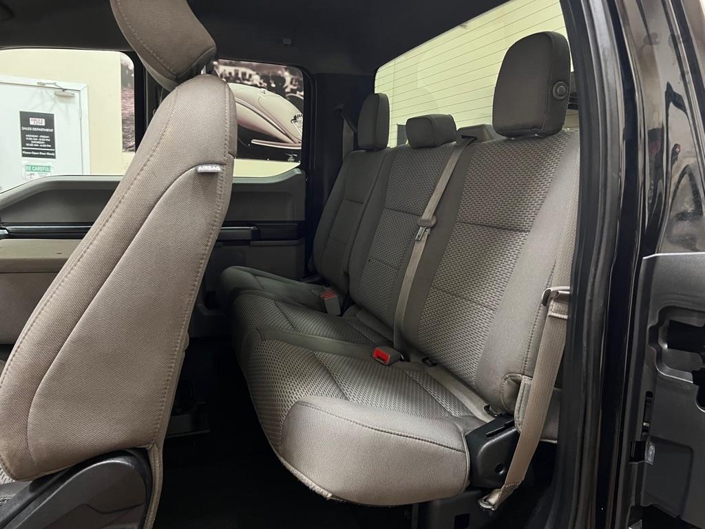 Ford F-150 Lariat 4WD SuperCab 8' Box 2018