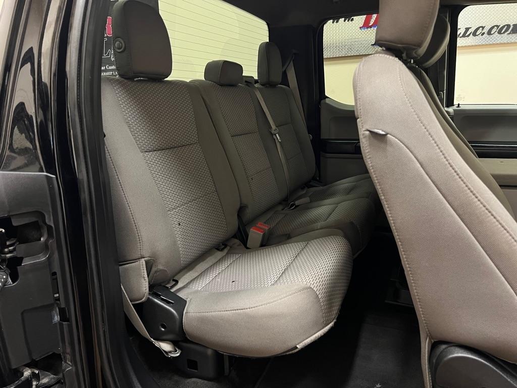 Ford F-150 Lariat 4WD SuperCab 8' Box 2018