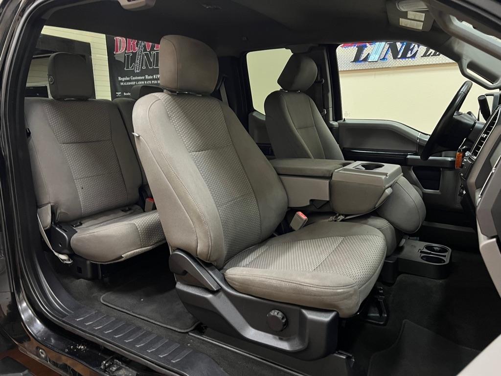 Ford F-150 Lariat 4WD SuperCab 8' Box 2018