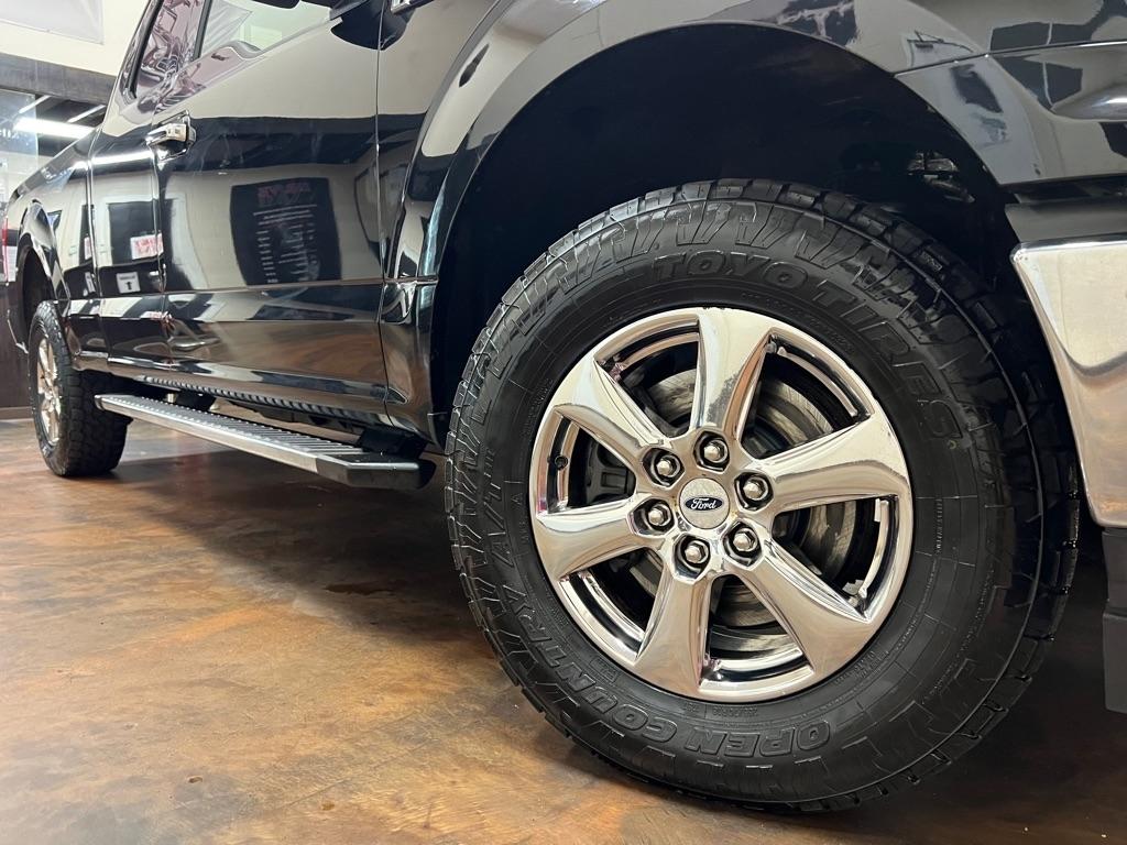 Ford F-150 Lariat 4WD SuperCab 8' Box 2018