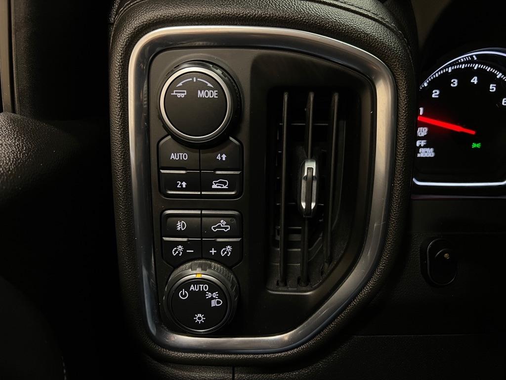 Chevrolet Silverado 1500 4WD Double Cab 147" RST 2021