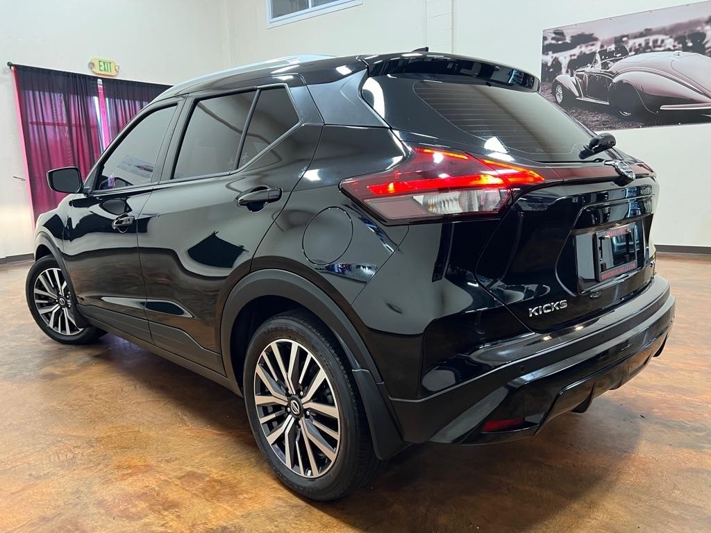 Nissan Kicks SV FWD 2021