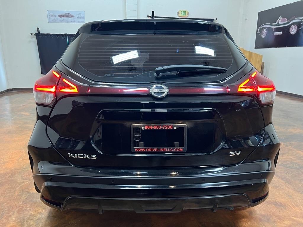 Nissan Kicks SV FWD 2021