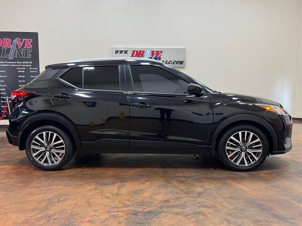 Nissan Kicks SV FWD 2021