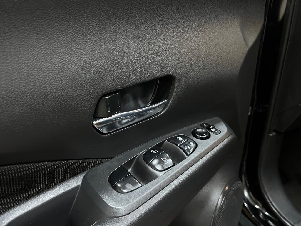 Nissan Kicks SV FWD 2021