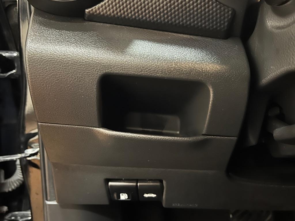 Nissan Kicks SV FWD 2021