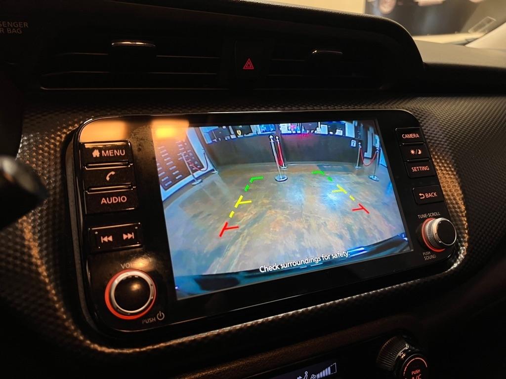 Nissan Kicks SV FWD 2021