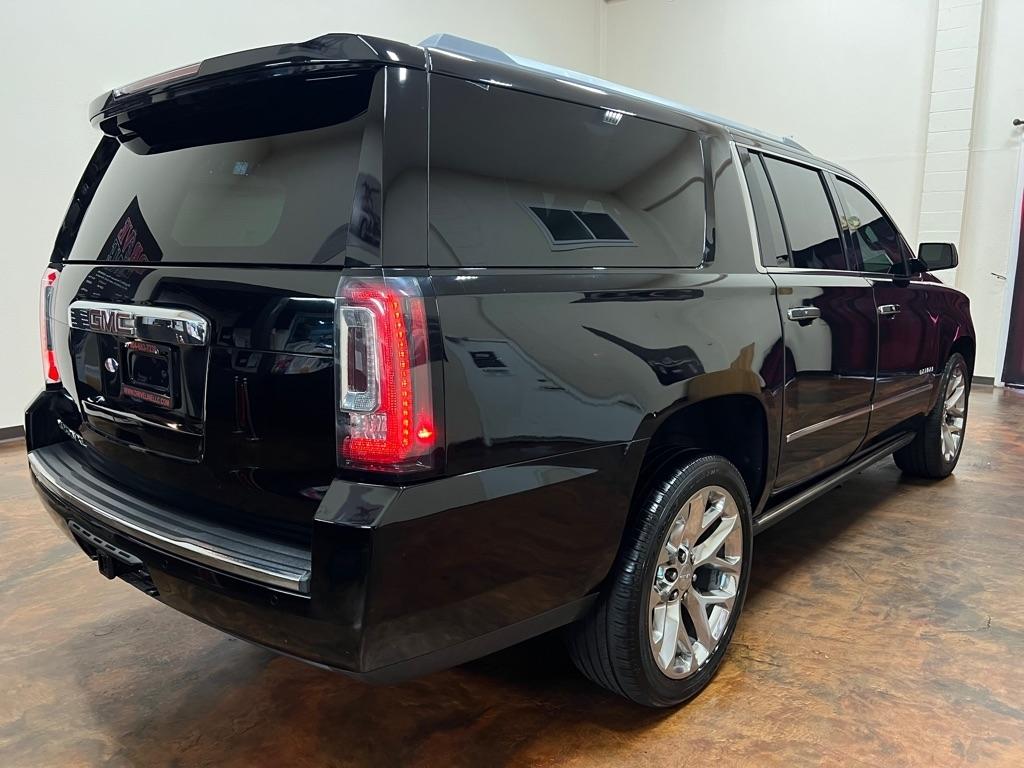 GMC Yukon XL 2WD 4dr Denali 2020