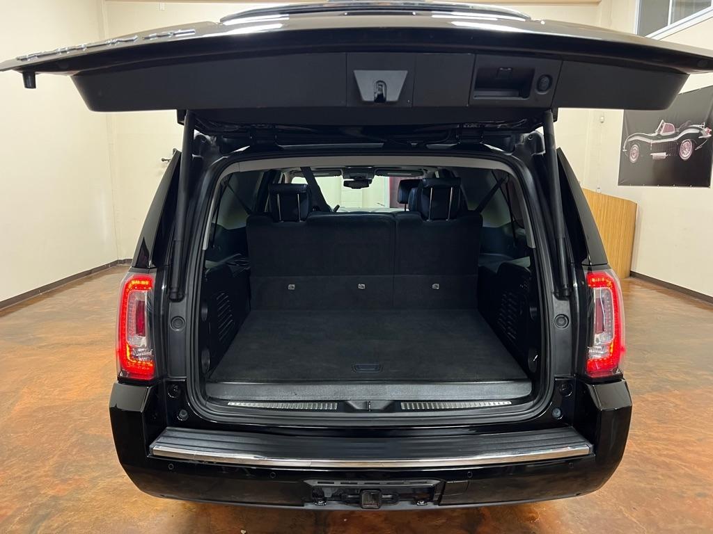 GMC Yukon XL 2WD 4dr Denali 2020