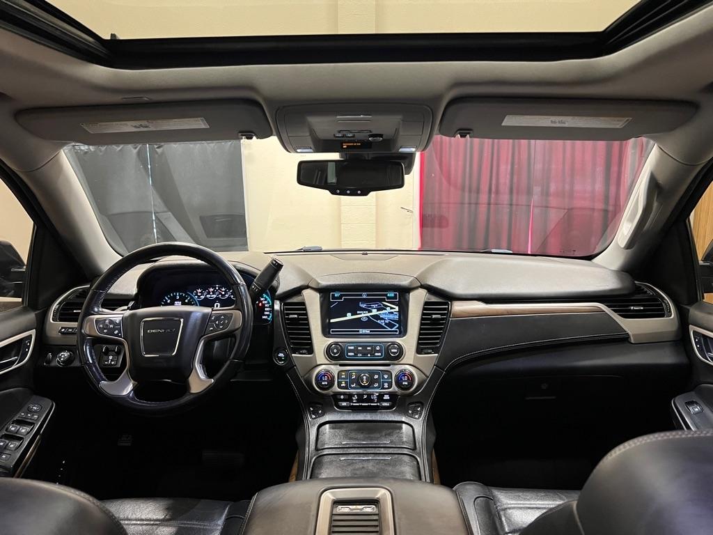 GMC Yukon XL 2WD 4dr Denali 2020