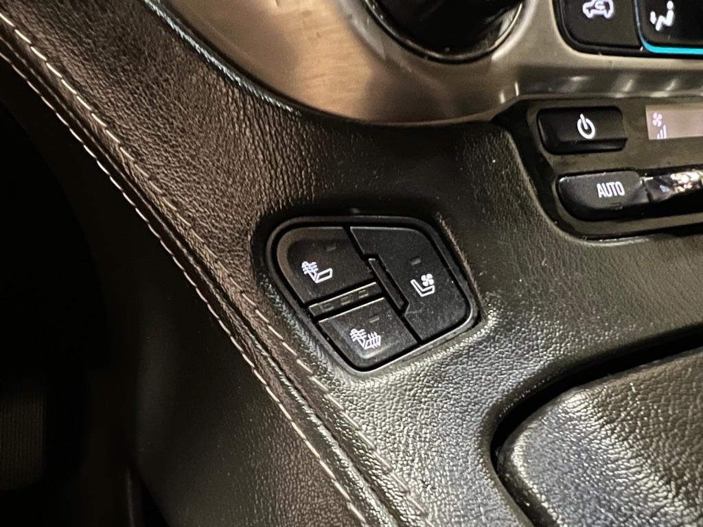 GMC Yukon XL 2WD 4dr Denali 2020