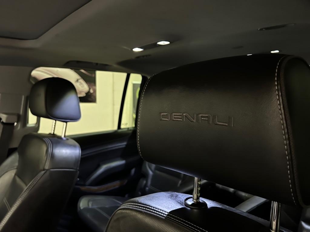 GMC Yukon XL 2WD 4dr Denali 2020