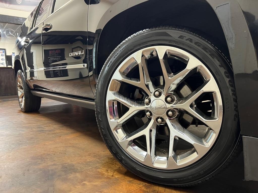 GMC Yukon XL 2WD 4dr Denali 2020