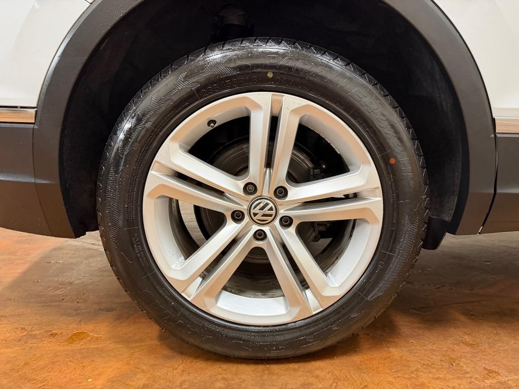 Volkswagen Tiguan 2.0T SEL FWD 2018