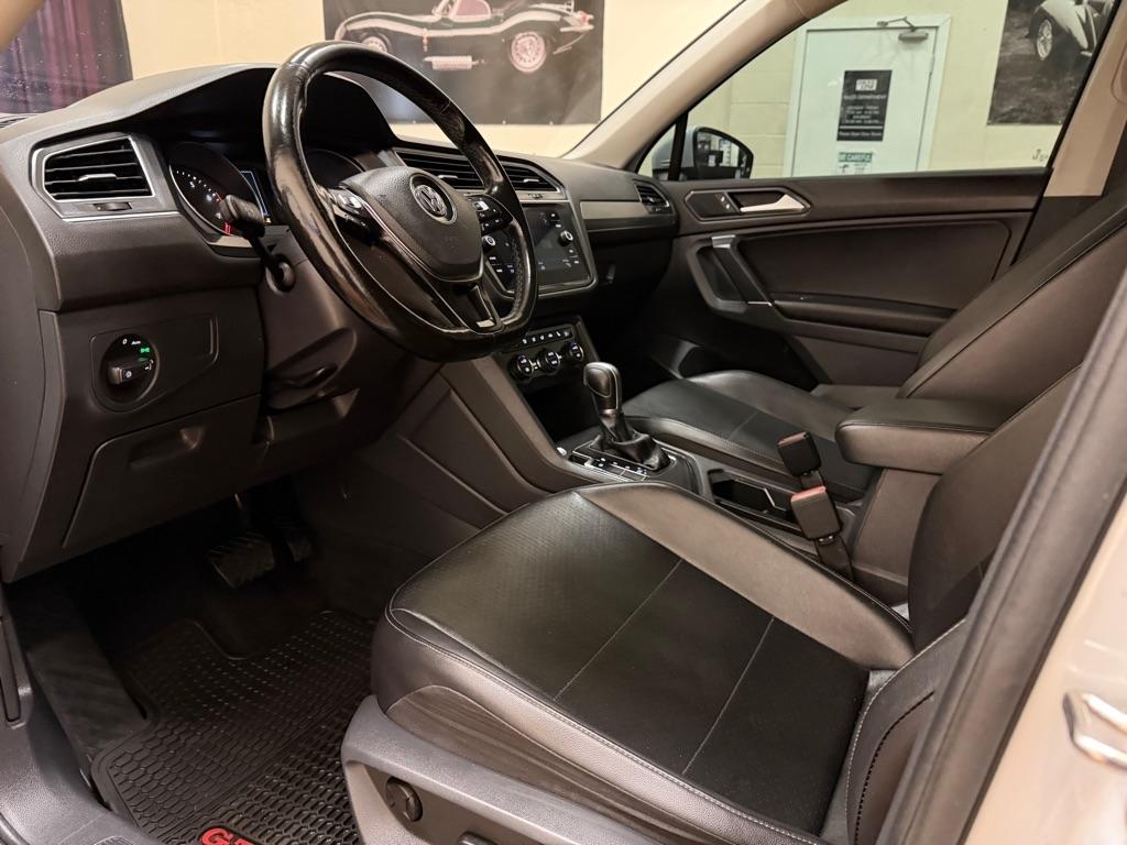 Volkswagen Tiguan 2.0T SEL FWD 2018