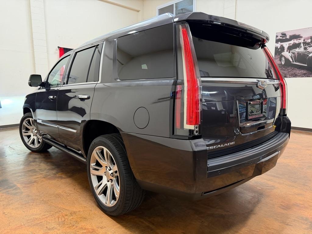Cadillac Escalade 2WD 4dr Premium 2015