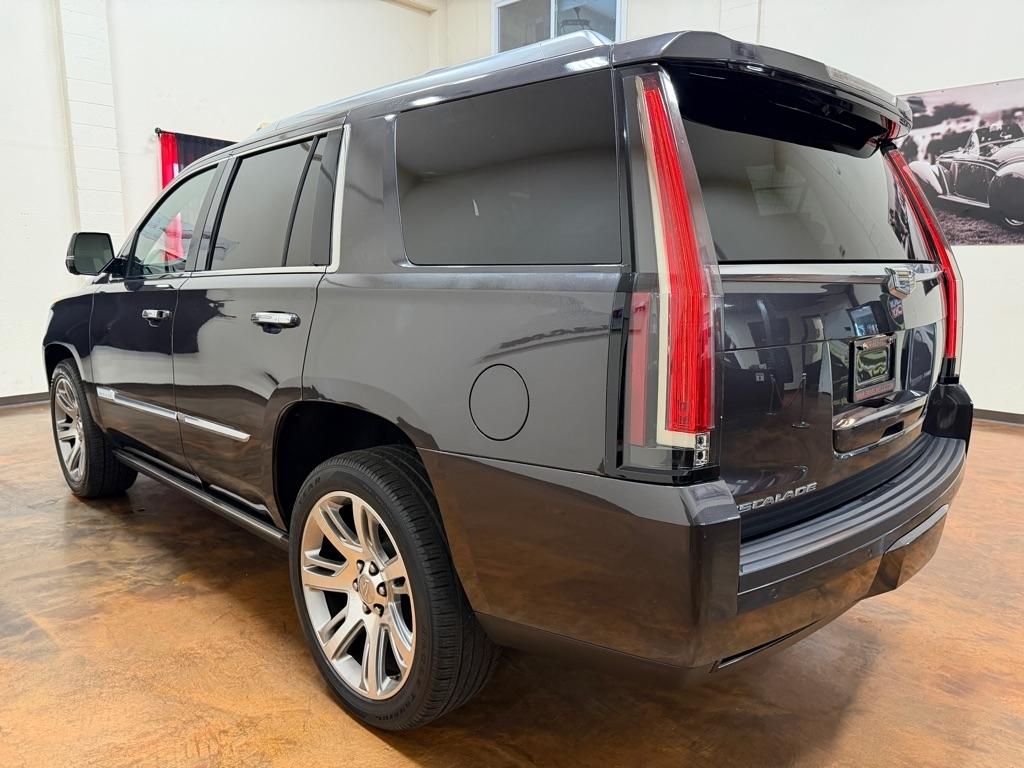 Cadillac Escalade 2WD 4dr Premium 2015