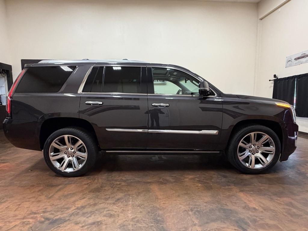 Cadillac Escalade 2WD 4dr Premium 2015