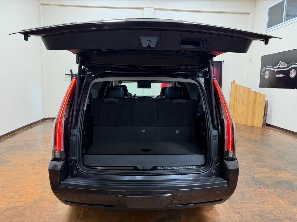 Cadillac Escalade 2WD 4dr Premium 2015