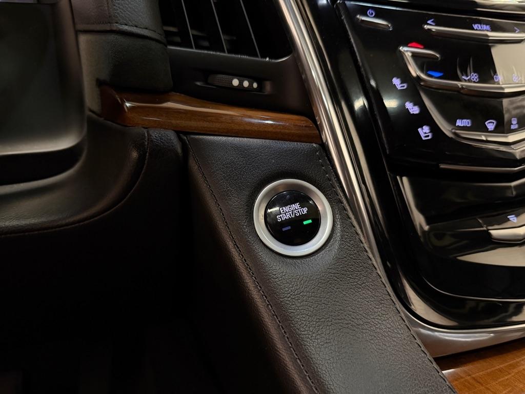 Cadillac Escalade 2WD 4dr Premium 2015