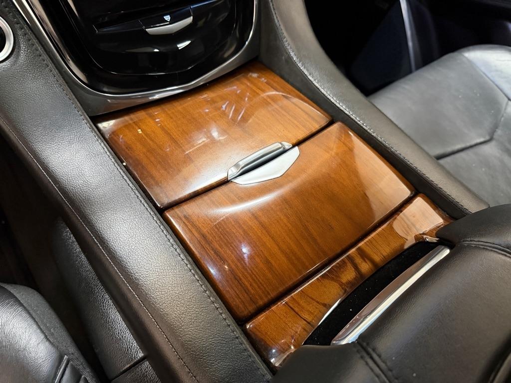 Cadillac Escalade 2WD 4dr Premium 2015