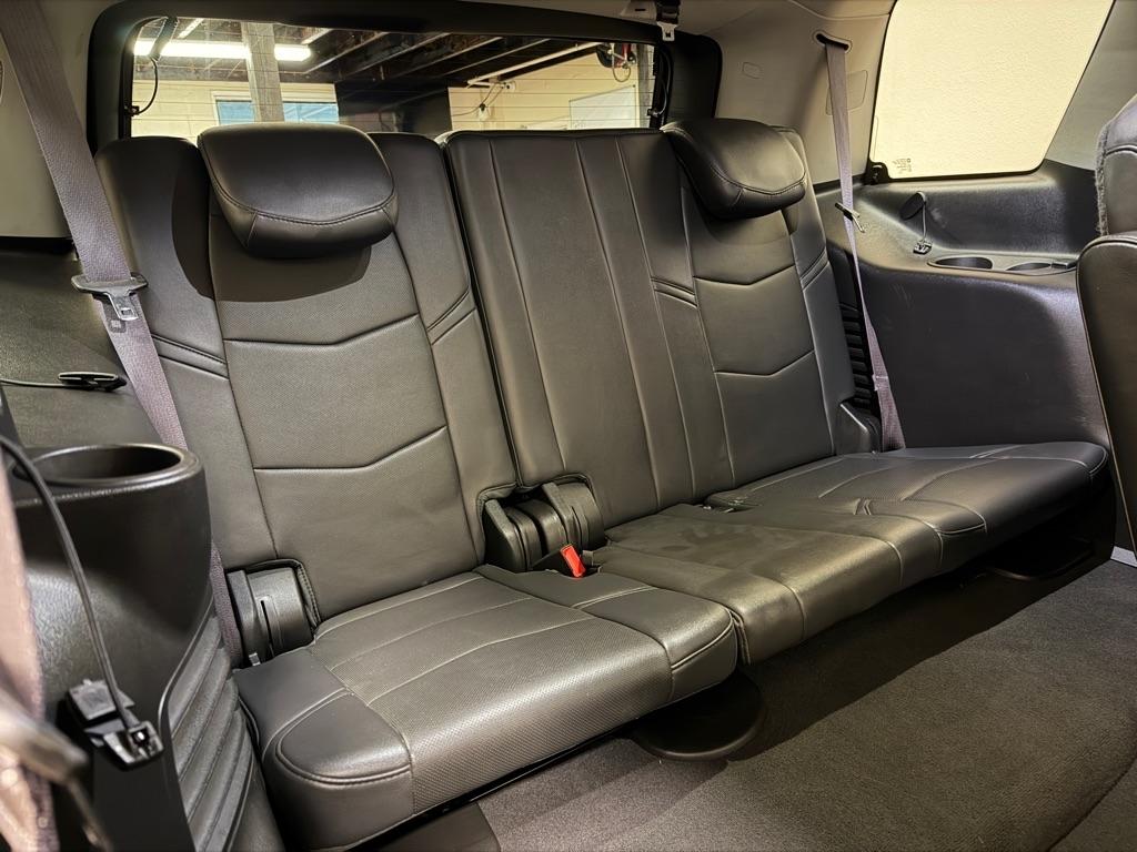 Cadillac Escalade 2WD 4dr Premium 2015