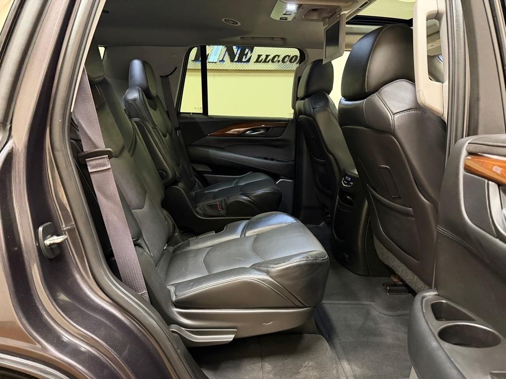 Cadillac Escalade 2WD 4dr Premium 2015
