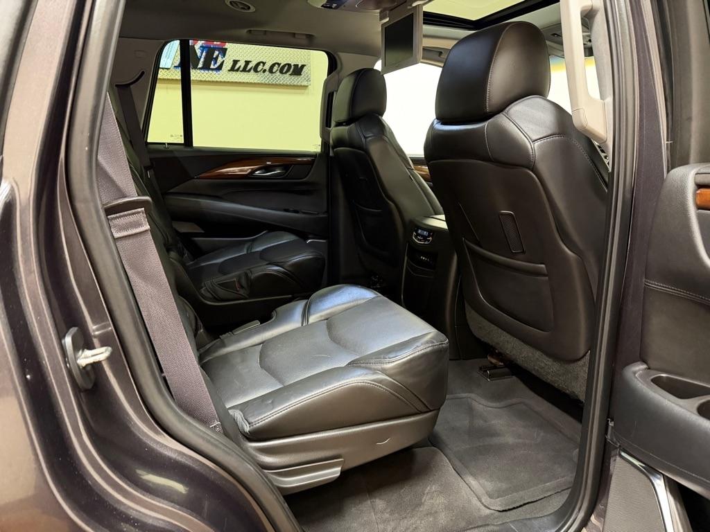 Cadillac Escalade 2WD 4dr Premium 2015