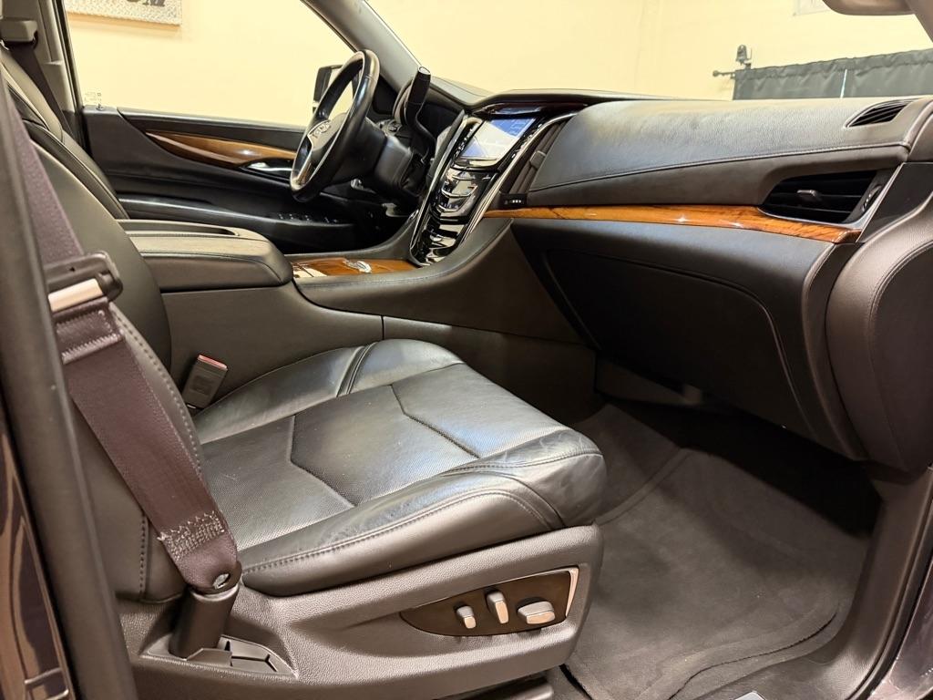 Cadillac Escalade 2WD 4dr Premium 2015