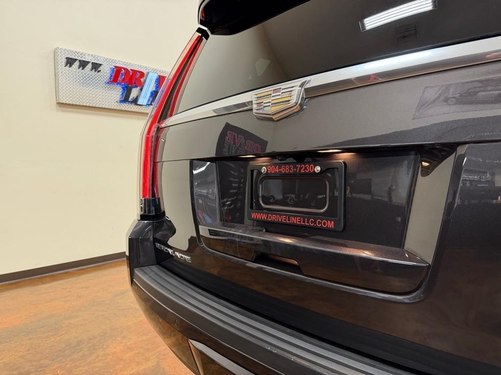 Cadillac Escalade 2WD 4dr Premium 2015