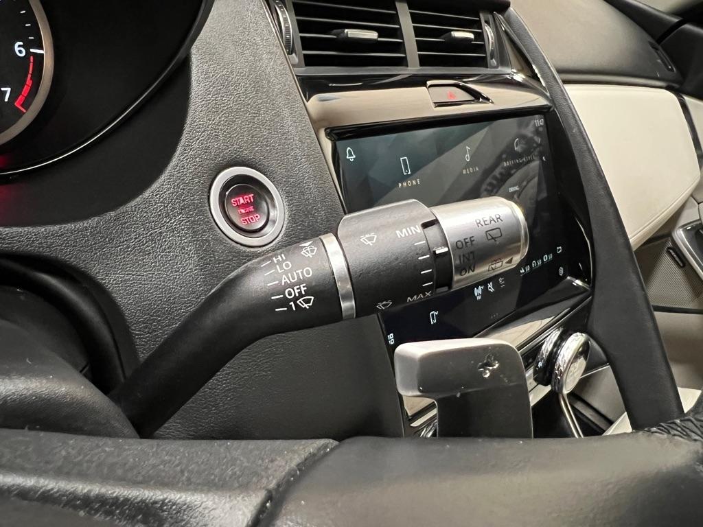 Jaguar E-Pace P250 AWD 2021