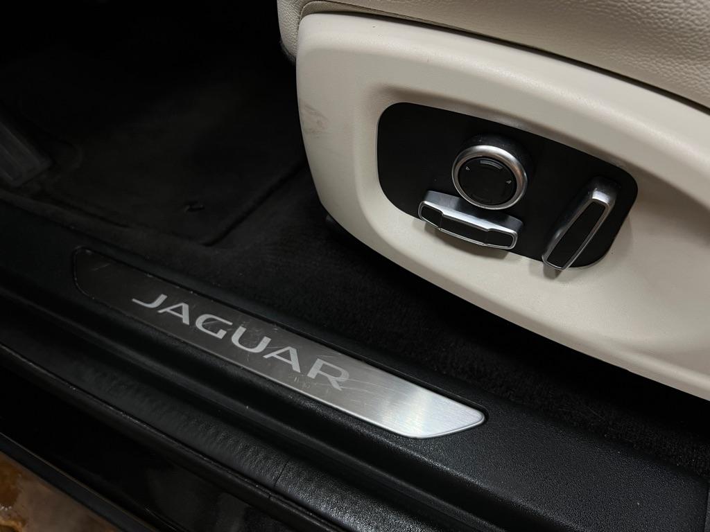 Jaguar E-Pace P250 AWD 2021