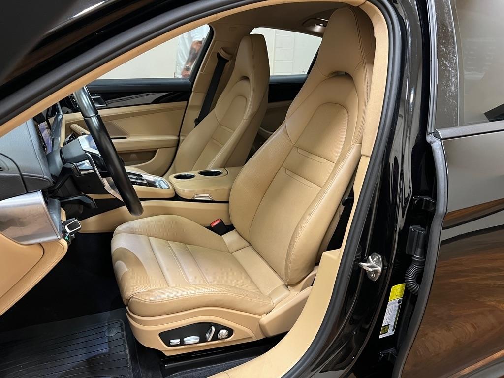 Porsche Panamera 4 E-Hybrid AWD 2018