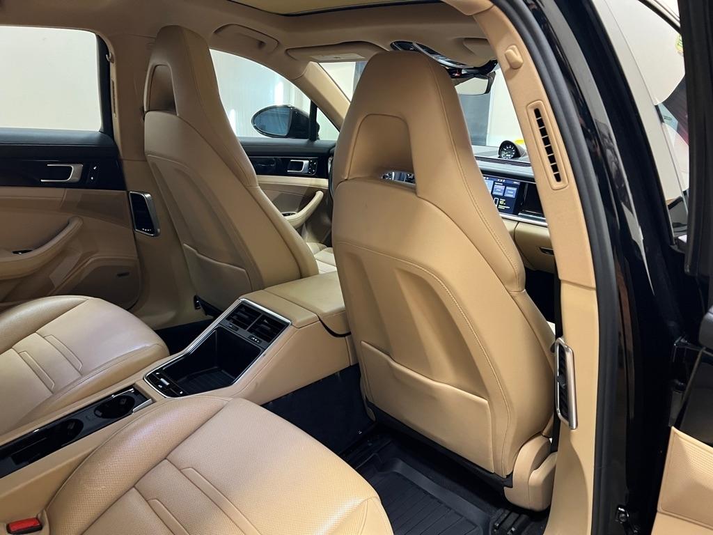 Porsche Panamera 4 E-Hybrid AWD 2018