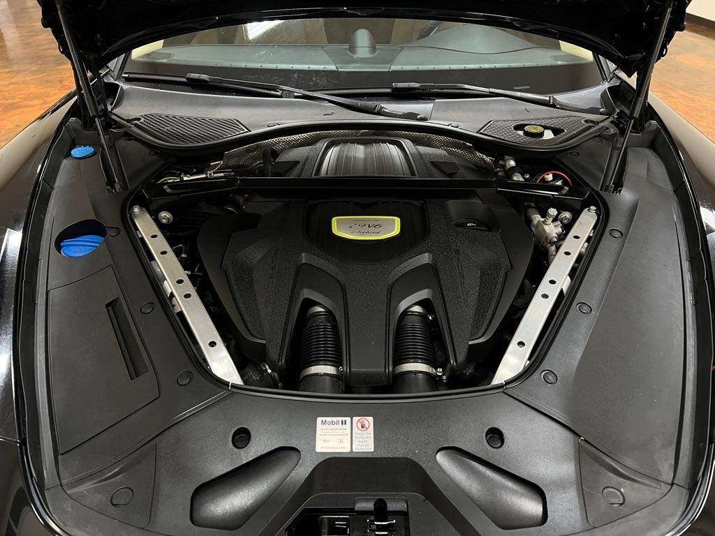 Porsche Panamera 4 E-Hybrid AWD 2018